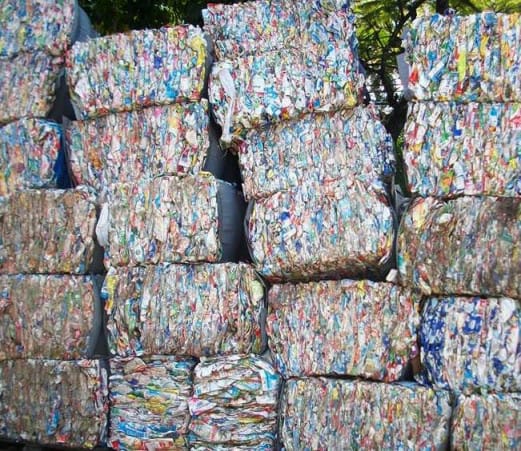Material reciclado en la cooperativa / C.R